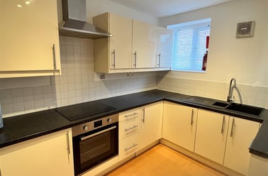 St. Georges Terrace, Jesmond, Newcastle - Image 3